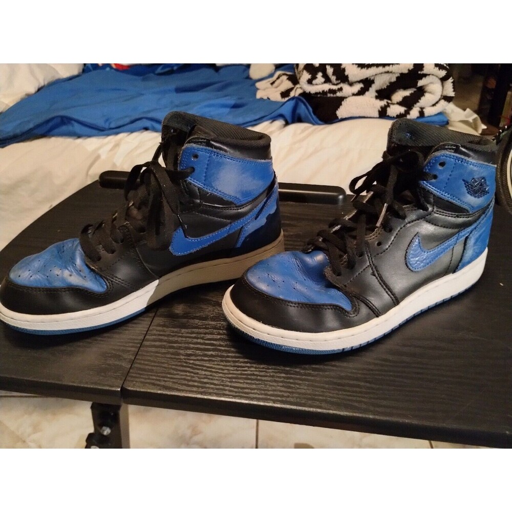 Nike Air Jordan 1 Retro High OG  'Royal' 2017  575441-007 Size 6.5Y Blue